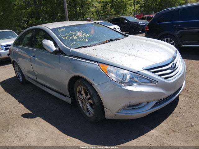 Salvage Hyundai SONATA Image