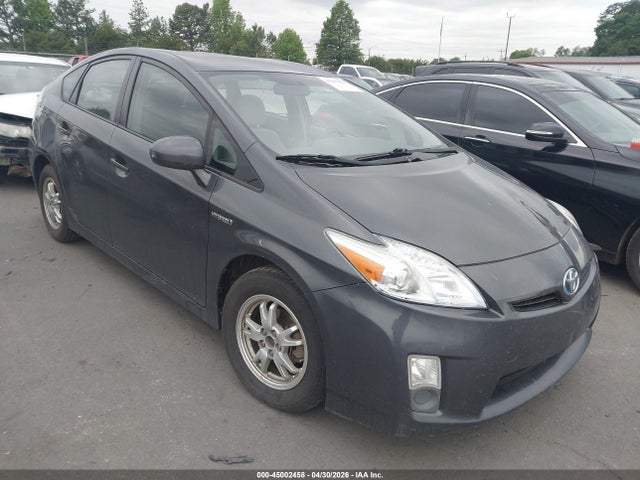 Salvage Toyota Prius Image