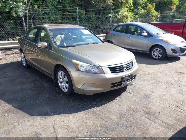 Salvage Honda Accord Image