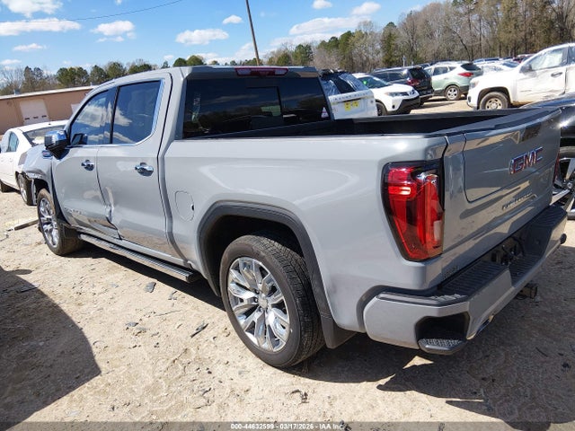 GMC Sierra 1500 4wd  Short Box Denali