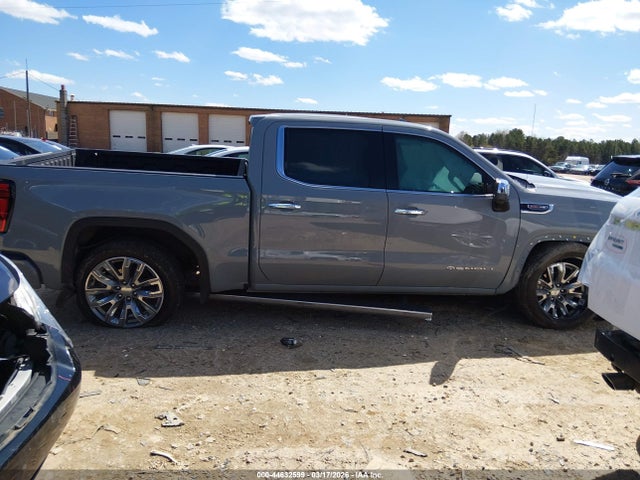 GMC Sierra 1500 4wd  Short Box Denali