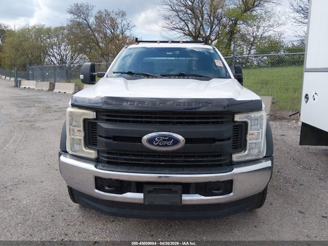 Ford F-550 Xl