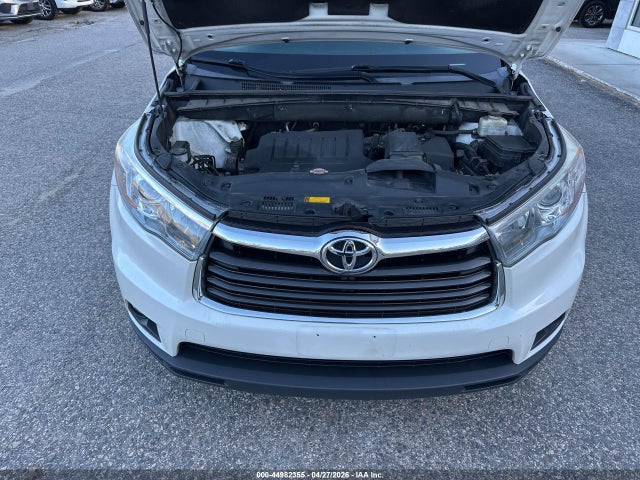 Toyota Highlander Xle V6