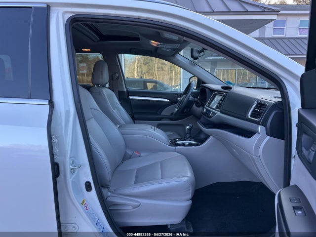 Toyota Highlander Xle V6