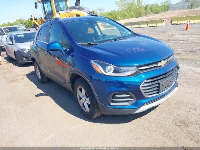 Salvage Chevrolet Trax Image