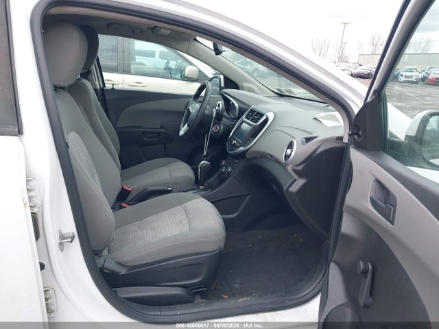 Chevrolet Sonic Lt Auto