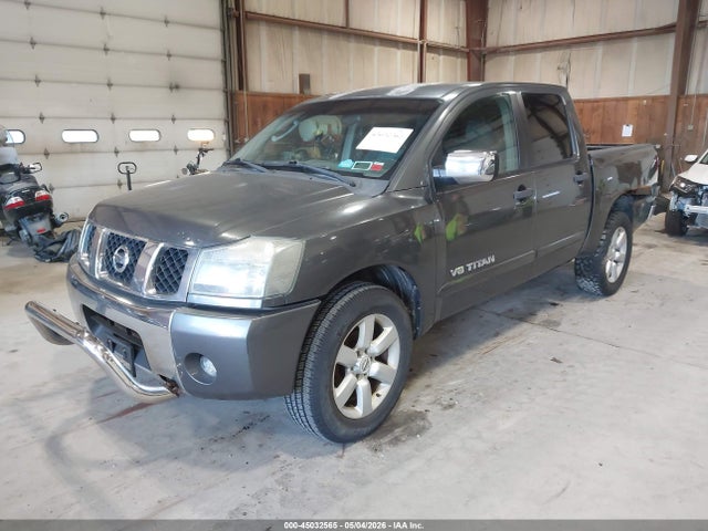 Nissan Titan Se