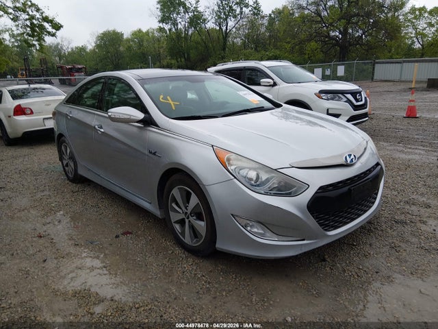 Salvage Hyundai SONATA Image