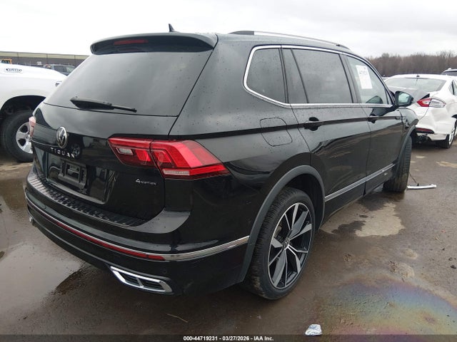 Volkswagen Tiguan 2.0t Sel R-line
