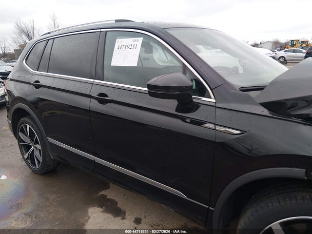 Volkswagen Tiguan 2.0t Sel R-line
