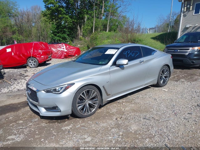 INFINITI Q60 3.0t Luxe