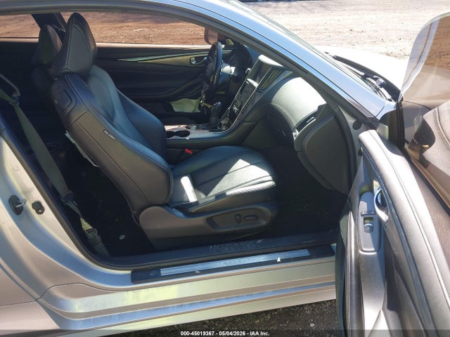 INFINITI Q60 3.0t Luxe