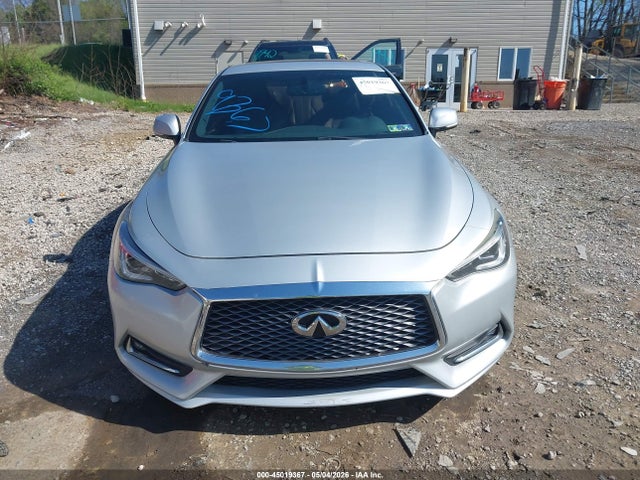 INFINITI Q60 3.0t Luxe