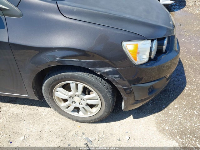 Chevrolet Sonic Lt Auto