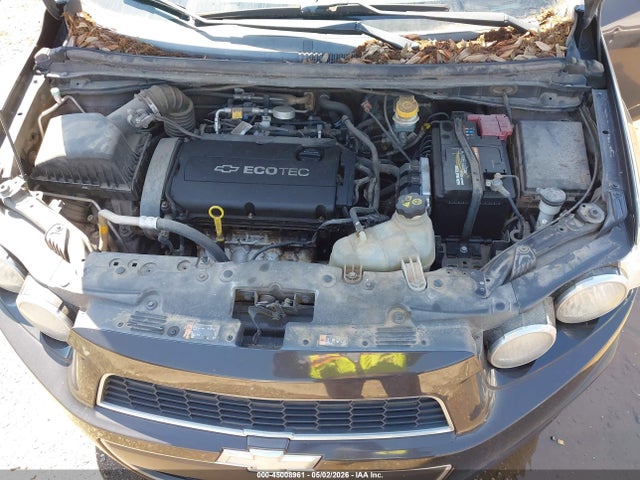 Chevrolet Sonic Lt Auto