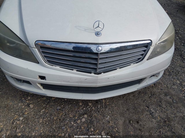 Mercedes-Benz C-Class Luxury