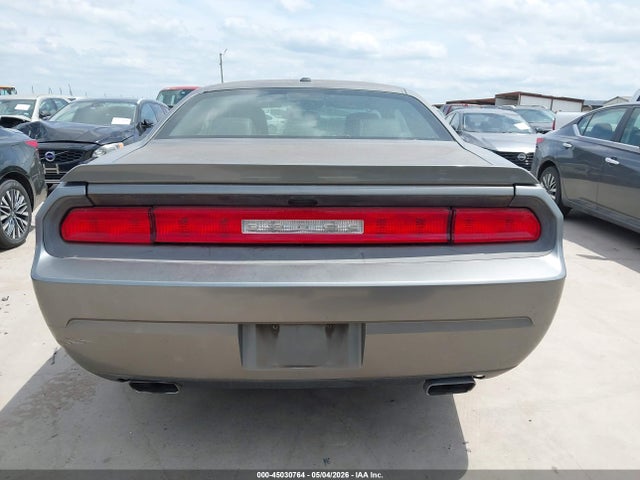 Dodge Challenger Sxt