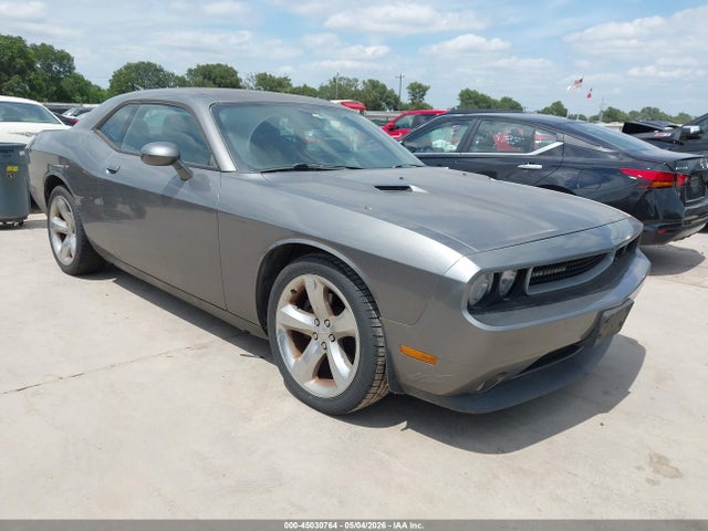 Salvage Dodge Challenger Image