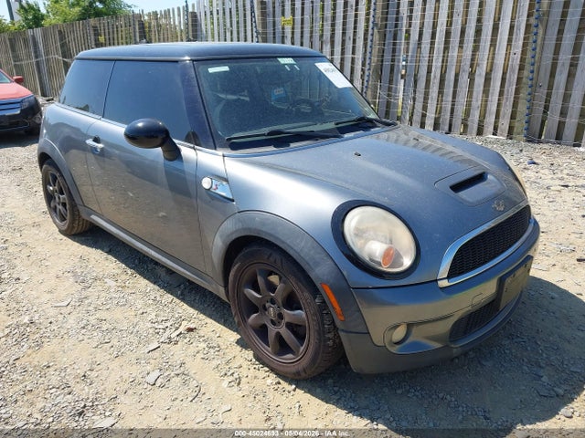 Salvage MINI Cooper S Image