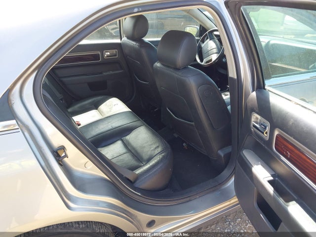 Lincoln MKZ
