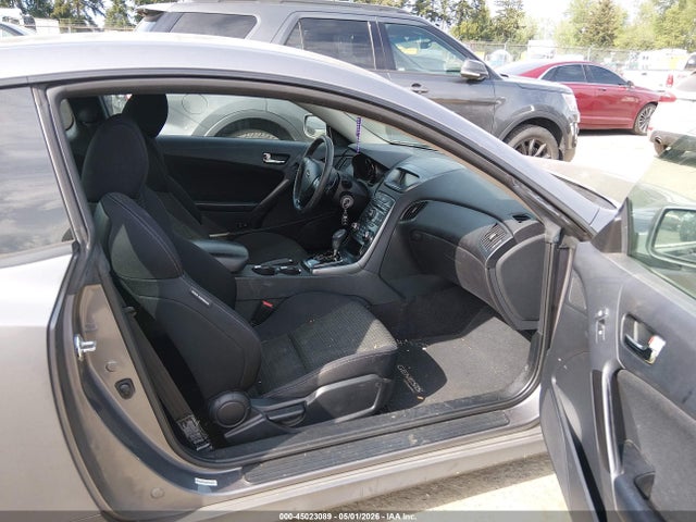 Hyundai Genesis 2.0t