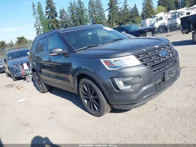 Salvage Ford Explorer Image