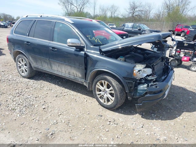 Salvage Volvo XC90 Image