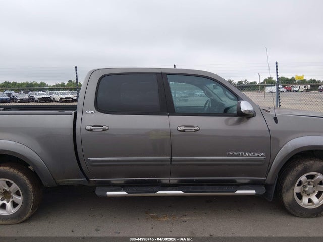 Toyota Tundra Sr5 V8