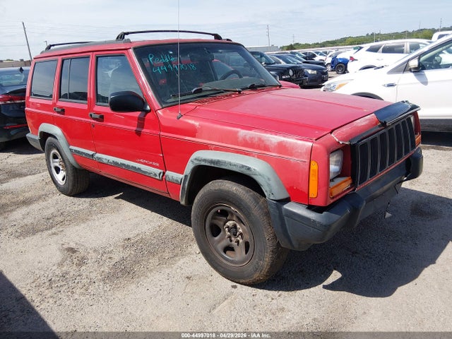 Salvage Jeep Cherokee Image