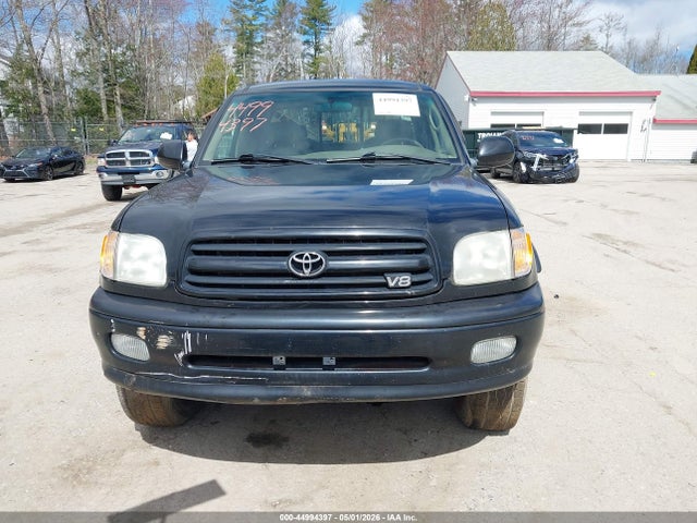 Toyota Tundra Ltd V8