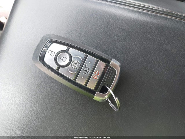 Ford Explorer Platinum
