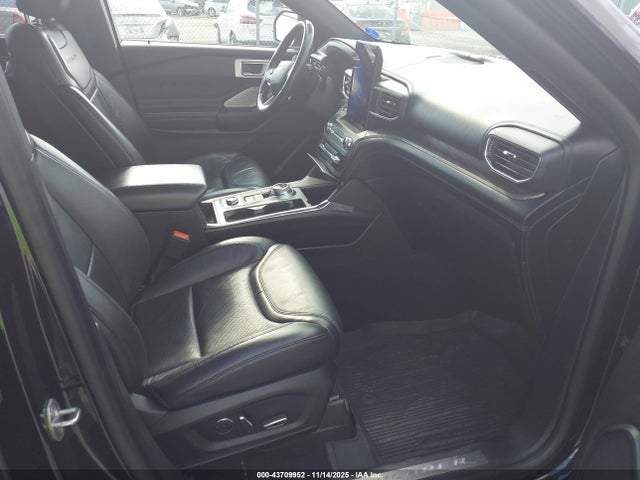 Ford Explorer Platinum