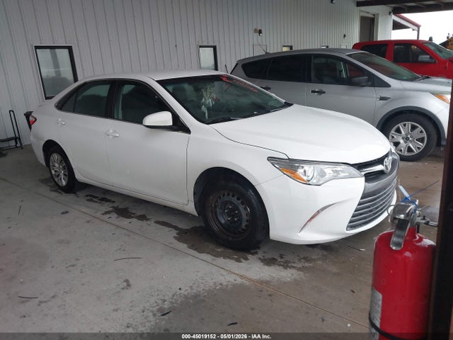Salvage Toyota Camry Image