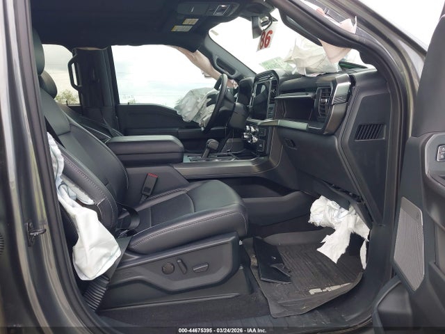 Ford F-150 Lariat