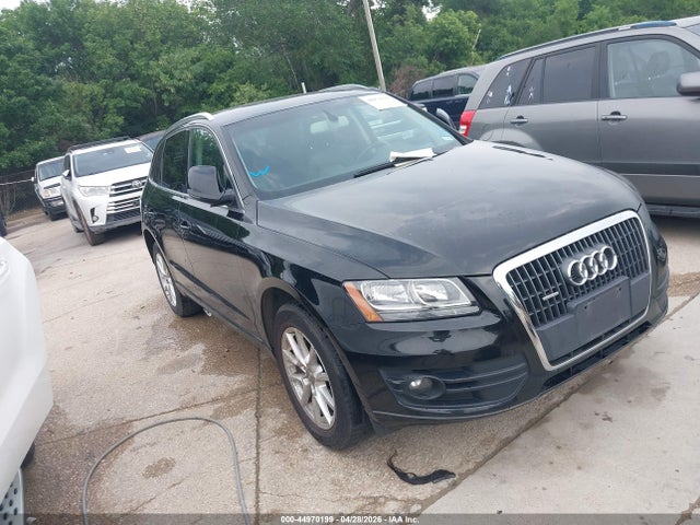 Salvage Audi Q5 Image