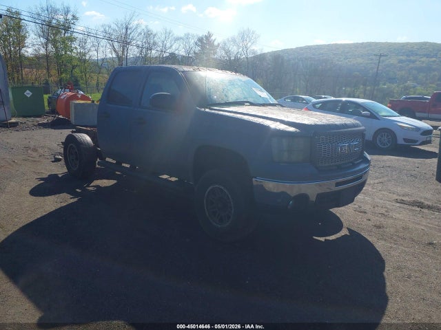 Salvage GMC Sierra 1500 Image