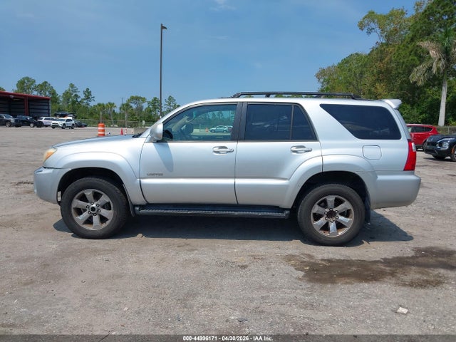 Toyota 4Runner Limited V6