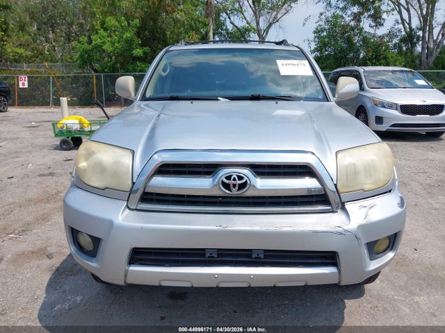 Toyota 4Runner Limited V6