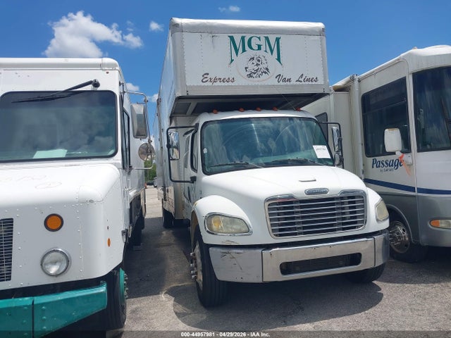 Salvage Freightliner M2 Image