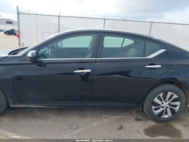 Nissan Altima S Fwd