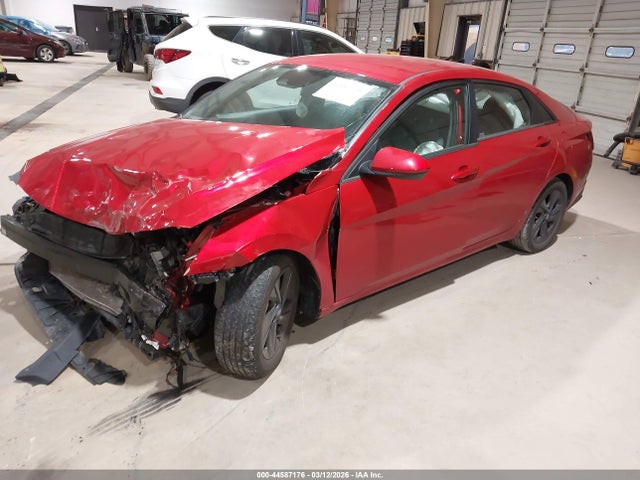 Hyundai ELANTRA Sel
