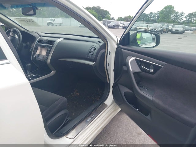 Nissan Altima 2.5 Sv