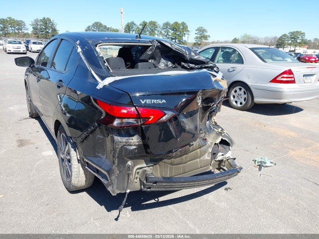 Nissan Versa 1.6 S