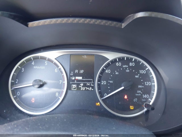 Nissan Versa 1.6 S