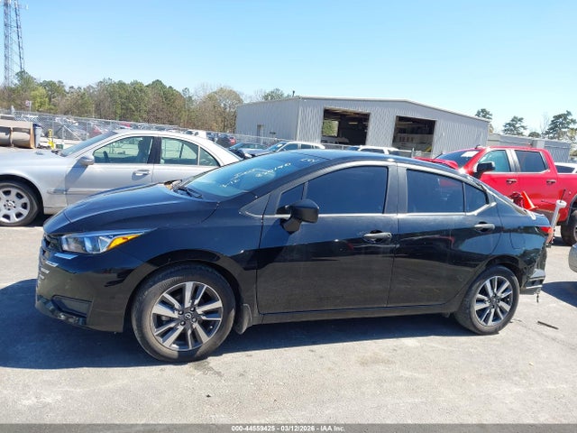 Nissan Versa 1.6 S