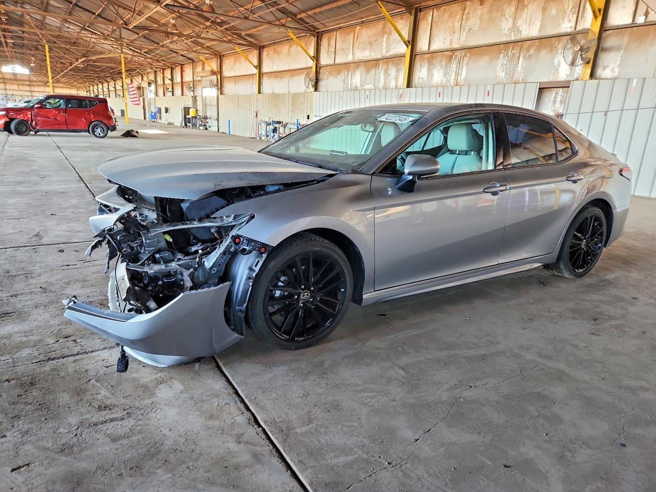 Salvage Toyota Camry Image