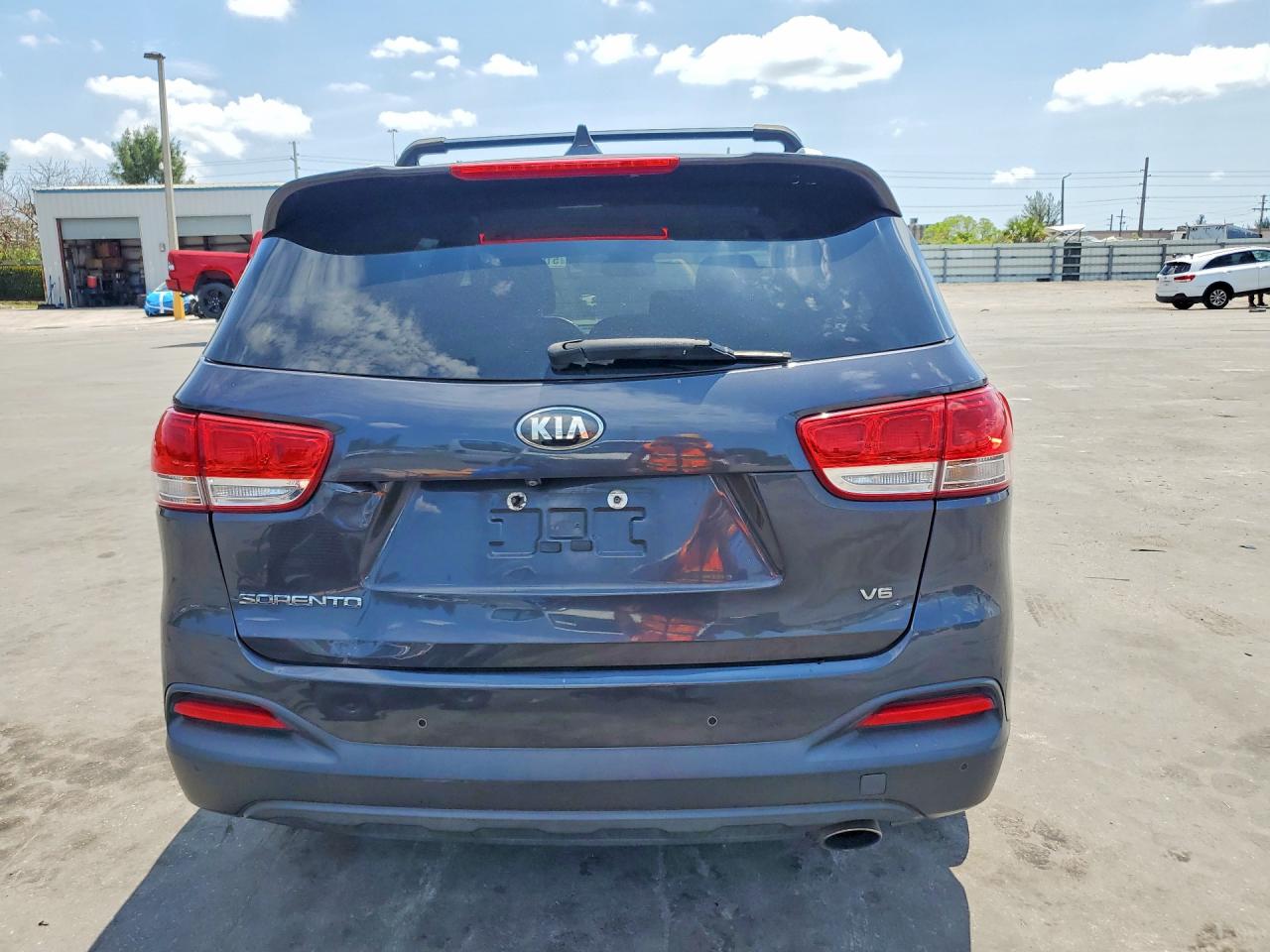 Kia Sorento Lx V6