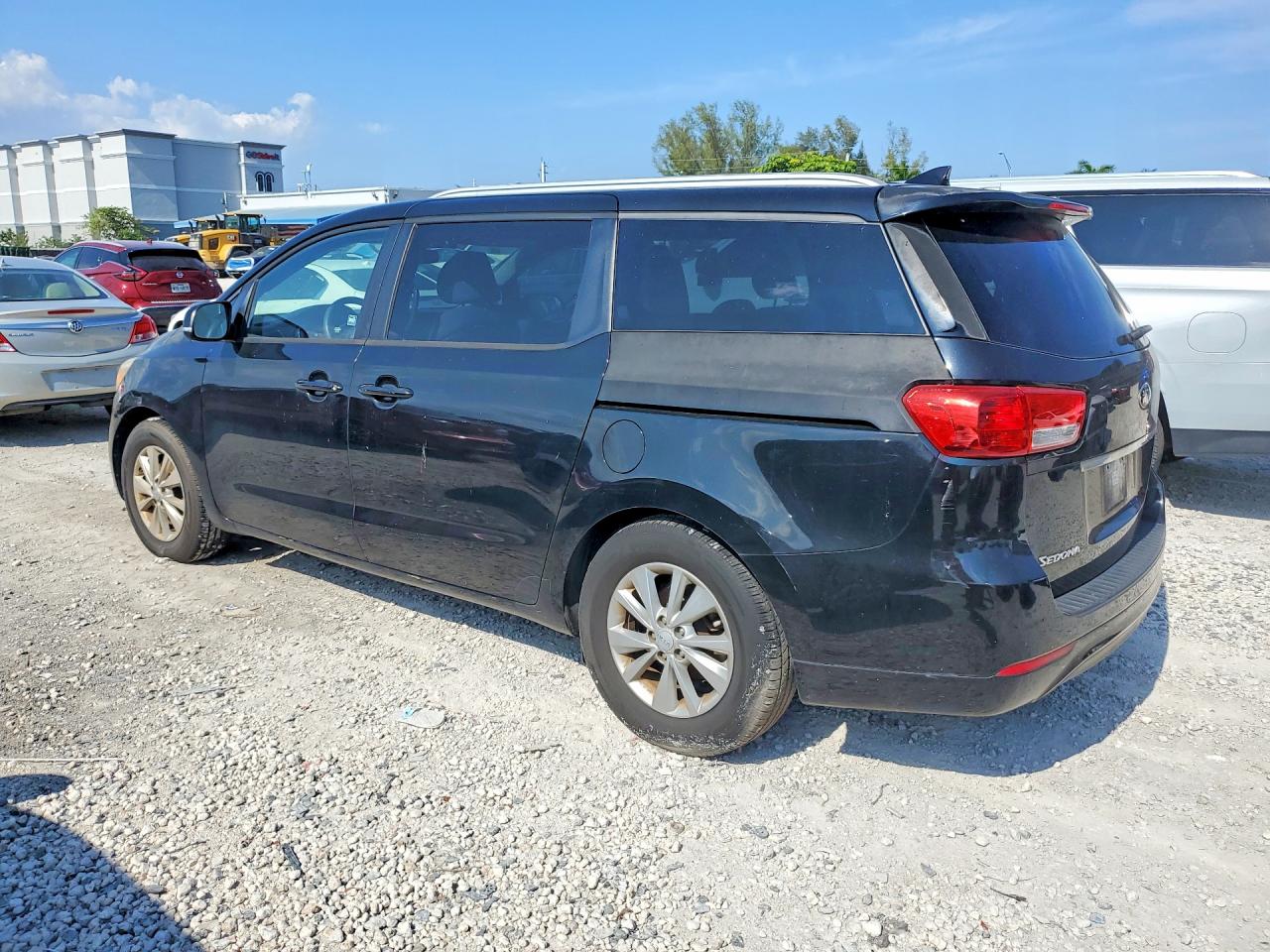 Kia Sedona Lx