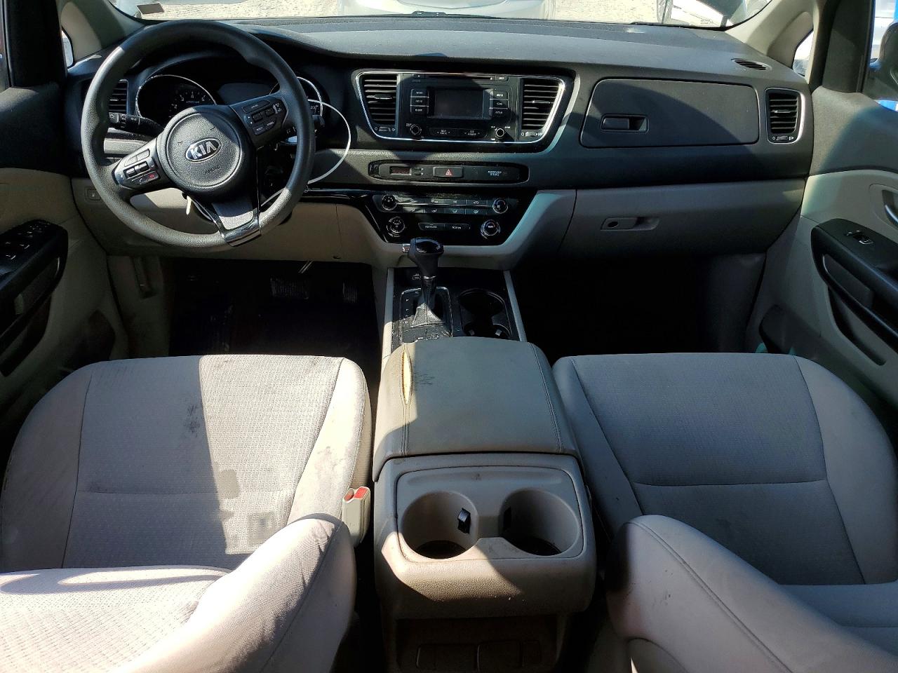 Kia Sedona Lx