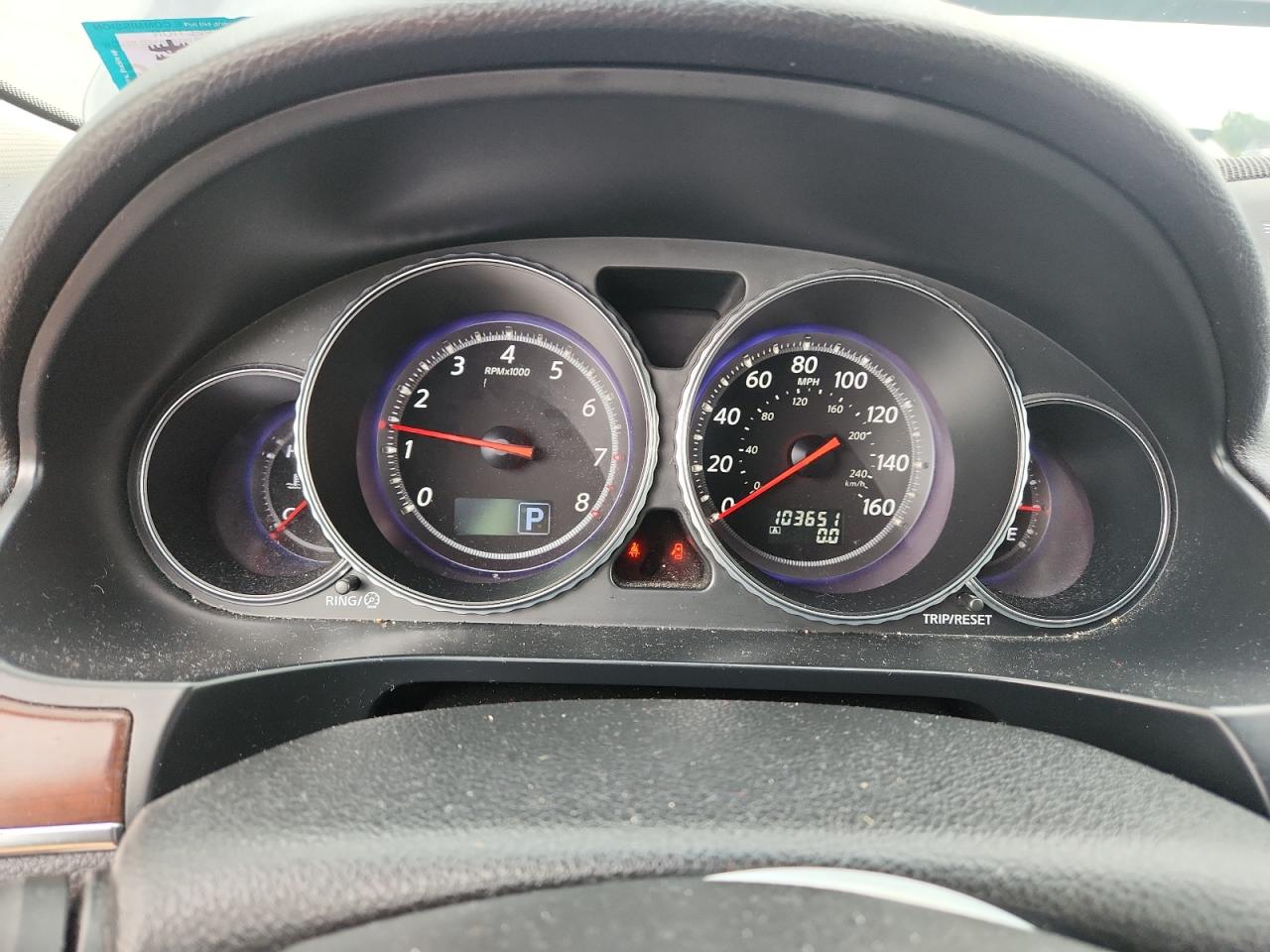 INFINITI M35 Base